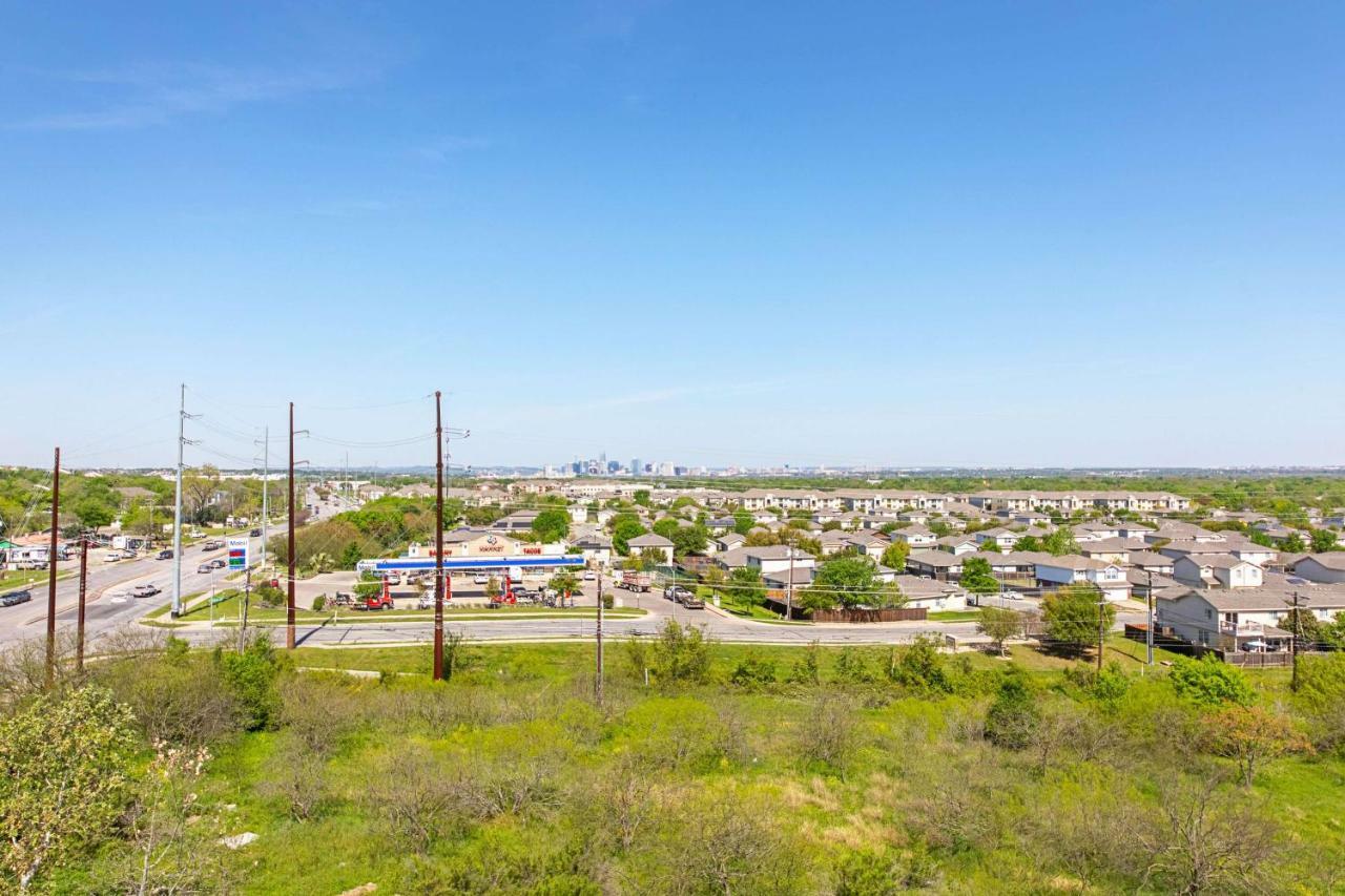 Studio 6 Austin Airport Екстериор снимка