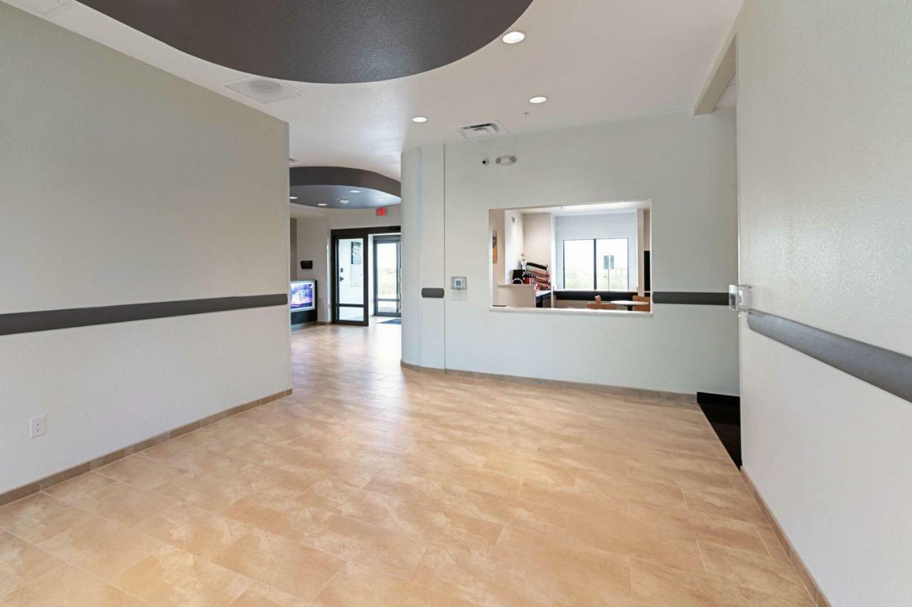 Studio 6 Austin Airport Екстериор снимка